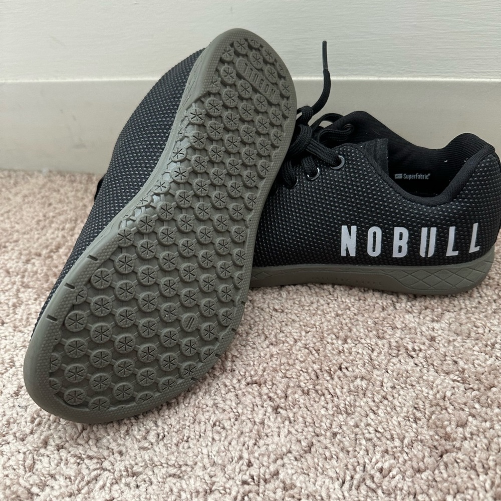 NO BULL sneakers